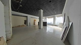 Local comercial en venta en Elda