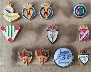 11 Pins de Equipos de Fútbol de España