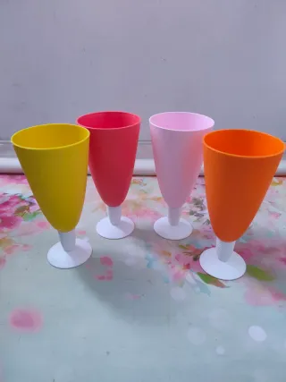 Juego 4 Copas Tupperware