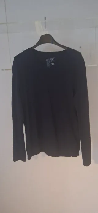 Maglietta maniche lunghe nera taglia XL