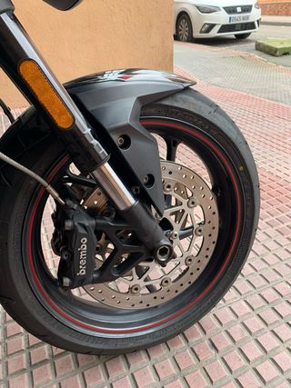 Triumph Street Triple765 R