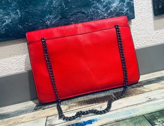 Bolso Mango Rojo Tipo Sobre Clutch 18x26 CM