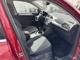Volkswagen / Tiguan 2.0 TDI Comfortline BlueMotion