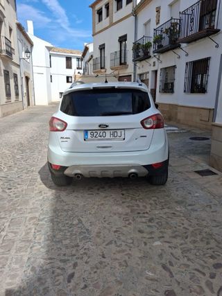 Ford Kuga 2011