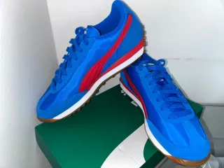 Zapatillas Puma Azules y Rojas