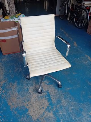 SILLÓN DE OFICINA DE ACERO 30 EUROS, CARTAGENA