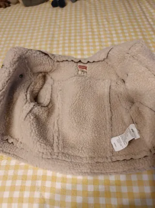 Cazadora bebé Levi's forro sherpa