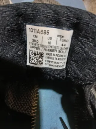 Zapatillas Asics Gel-Nimbus talla 44 semi nuevas