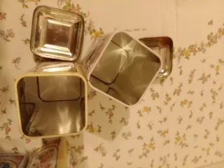 4 scatole vintage in latta