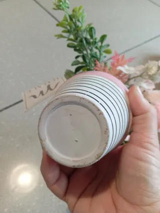 Fiori finti rosa in vaso