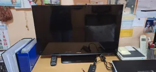 Televisión Samsung de 28 pulgadas 64 cms de ancho