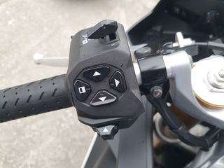 APRILIA RS 660 2023 con 15.000 km