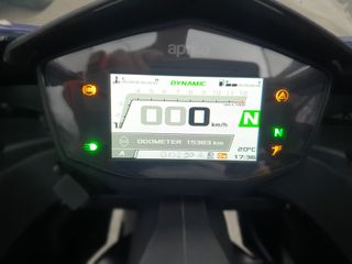 APRILIA RS 660 2023 con 15.000 km