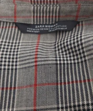 Vestido Zara cuadros gris y rojo