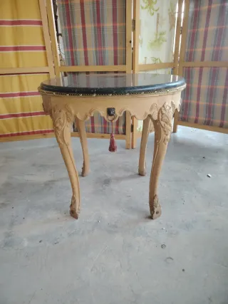 Mesa velador mármol y madera Medidas:65x65 A:63