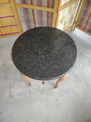 Mesa velador mármol y madera Medidas:65x65 A:63
