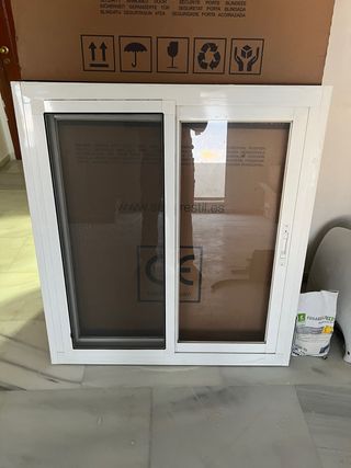 Ventana aluminio con mosquitera