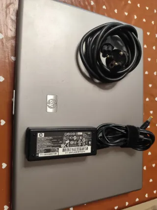 HP Compaq 6720s Portátil