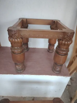 2 Bases de mesa de madera tallada 30€ cada una