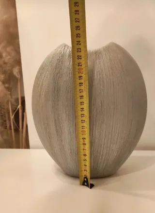 Jarrón plateado moderno