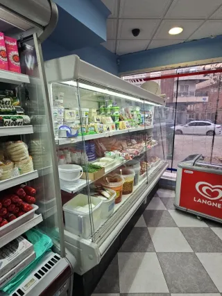 Vitrina / nevera / Mural Frigorífico Comercial