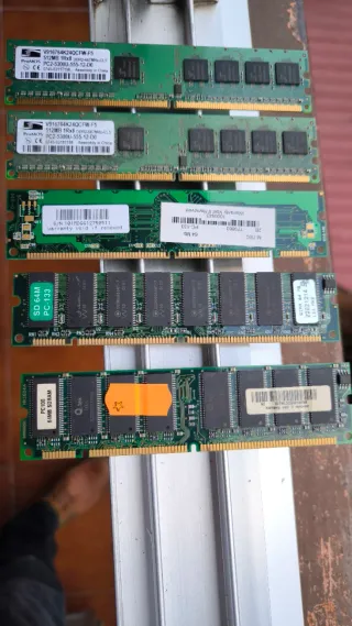 Lote Memoria RAM DDR2 y SDRAM