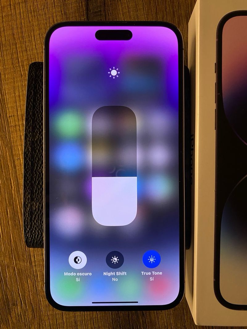 iPhone 14 Pro Max Morado afbeelding 4
