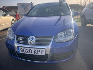 Volkswagen Golf R32