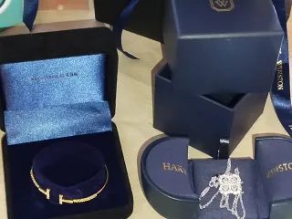 Pulsera Tiffany & Co. T Smile  Diamantes