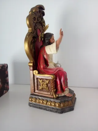 Figura Jesús Olot Rey Trono Globo