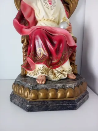 Figura Jesús Olot Rey Trono Globo