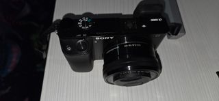 Sony Alpha 6000 Mirrorless Fotocamera