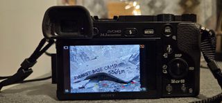 Sony Alpha 6000 Mirrorless Fotocamera