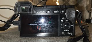 Sony Alpha 6000 Mirrorless Fotocamera