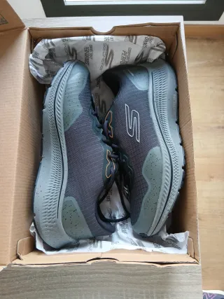 Zapatillas Skechers Go Run Waterproof Hombre