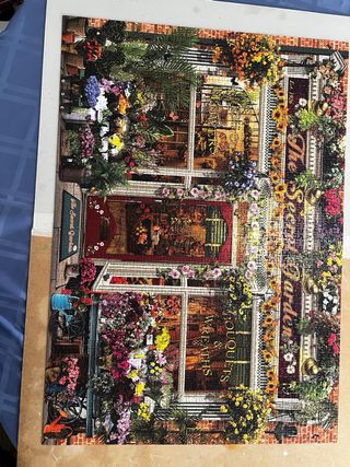 Puzzle di 1500 pezzi: Fiori e Giardino Segreto