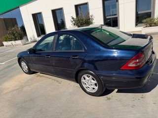 Mercedes-Benz Clase C 2003
