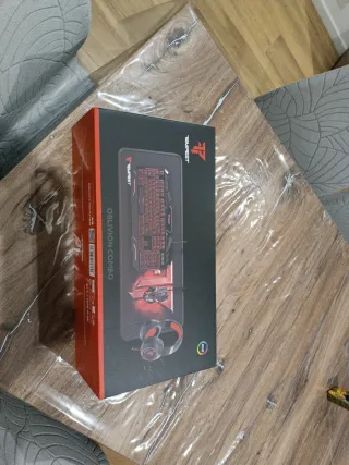 Pacchetto gaming Tempest Oblivion con tastiera, mouse e cuffie