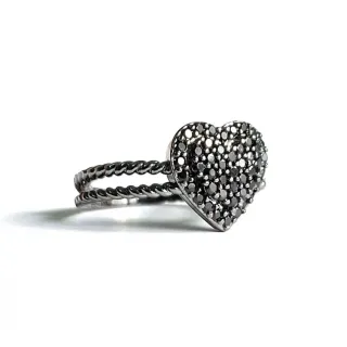 Anillo "Corazón negro".