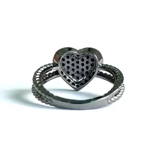 Anillo "Corazón negro".