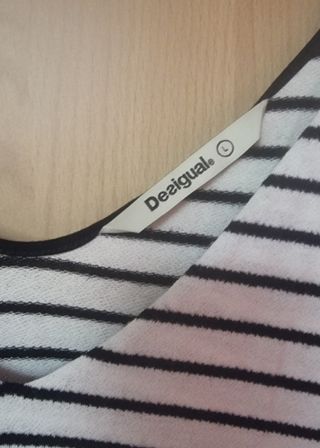 Camiseta Desigual Rayas Flores Talla L