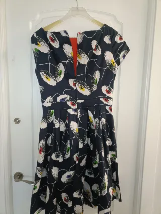 Vestido estampado floral negro