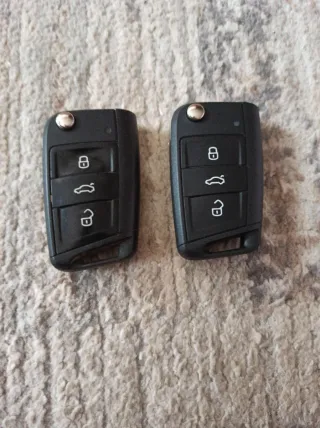 2 Mandos originales Seat León (2012-2020)