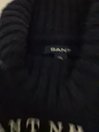 Jersey GANT cuello alto grueso azul