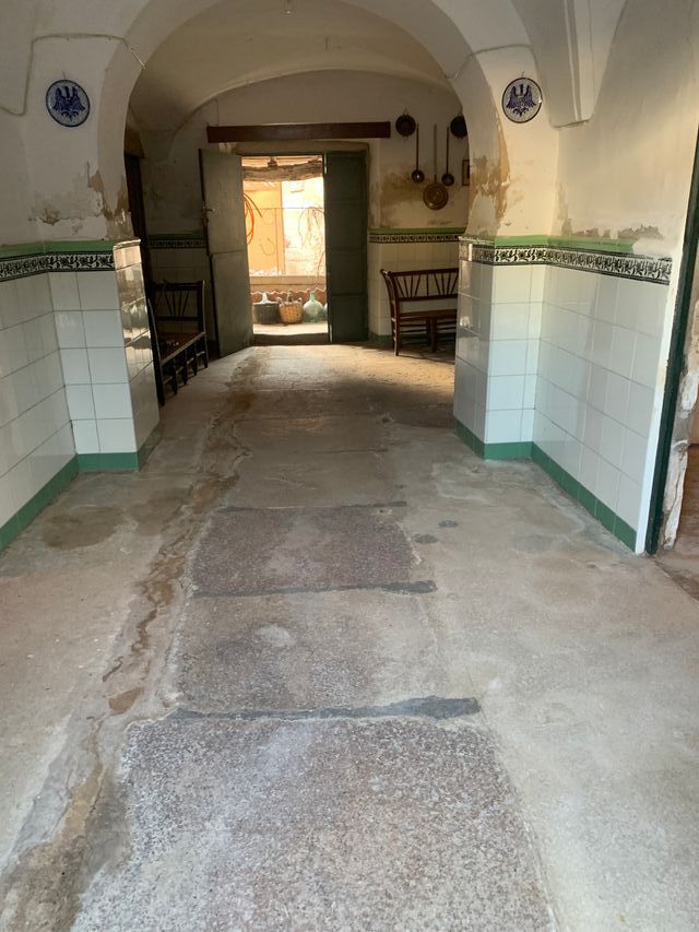 Casa 511m2 doble acceso – Albalá