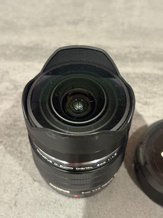 Obiettivo Olympus 8mm f/1.8 Fisheye Pro