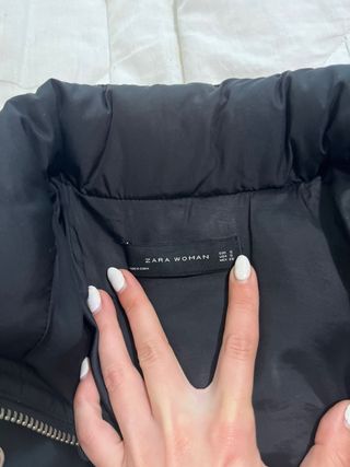 Chaqueta Zara acolchada con capucha oculta