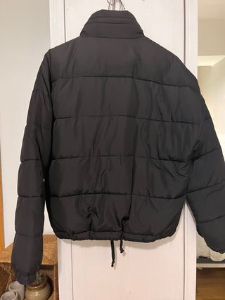 Chaqueta Zara acolchada con capucha oculta