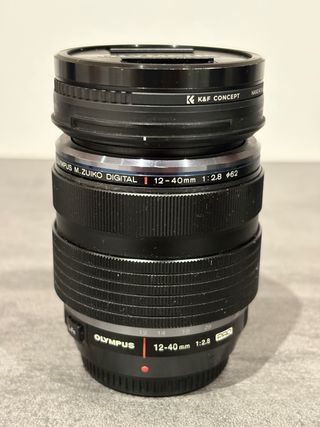 Obiettivo Olympus M.Zuiko Digital 12-40mm f/2.8 PRO