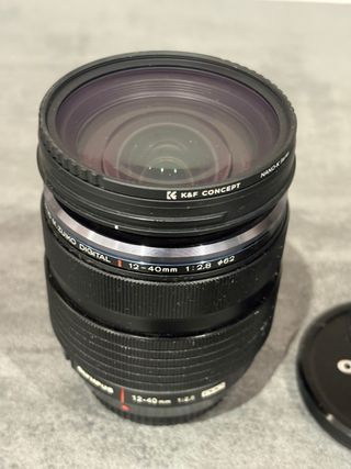 Obiettivo Olympus M.Zuiko Digital 12-40mm f/2.8 PRO